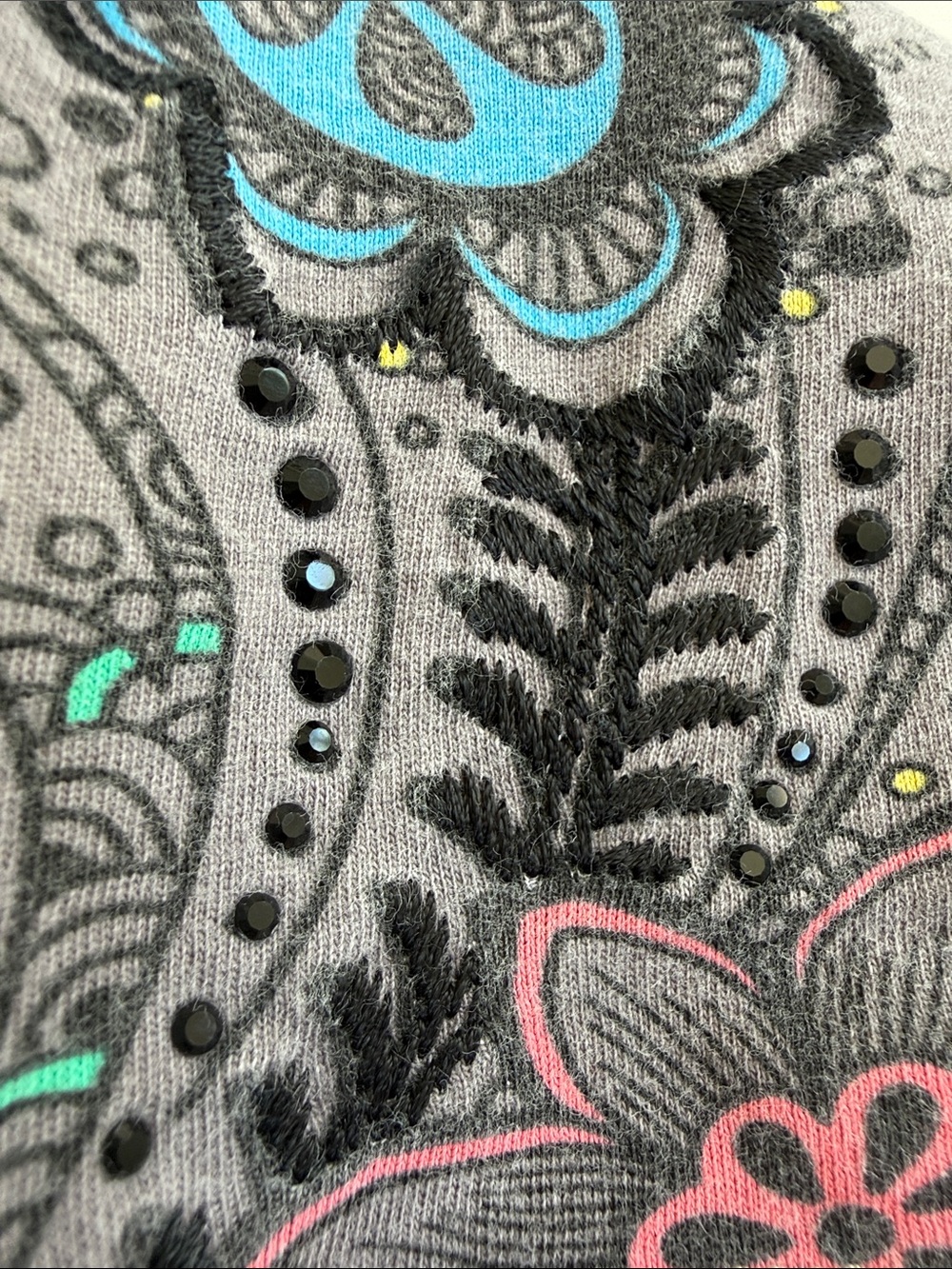 Lucky Brand T-Shirt V-Neck Bird, Heart & Peace Boho Design Luck Tees Gray Ombré - Picture 9 of 17